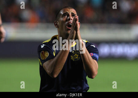 Nicosie, Chypre. 28 nov., 2013. Maccabi Tel Aviv Fc player Tal Ben Haim pendant leurs Europa League match de football au stade du SGP à Nicosie, Chypre, Jeudi, Novembre 28, 2013 Credit : Yiannis Kourtoglou/Alamy Live News Banque D'Images