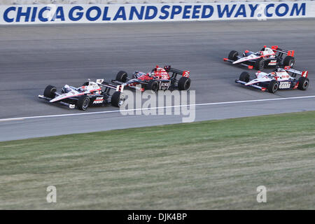 28 août 2010 - Joliet, Illinois, États-Unis d'Amérique - Course d'action à l'IZOD IndyCar Peak Antifreeze & Motor Oil Indy 300 à Chicagoland Speedway. (Crédit Image : © Geoffrey Siehr/ZUMApress.com) Southcreek/mondial Banque D'Images