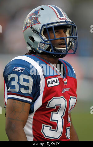 Septembre 03, 2010 - Montréal, Québec, Canada - Alouettes de Montréal' arrière défensif Jerald Brown (# 39) dans la région de warm-up avant le match entre la LCF Les Lions de la Colombie-Britannique et les Alouettes de Montréal au Stade Percival-Molson. BC a gagné 38-17. (Crédit Image : © Philippe Champoux/ZUMApress.com) Southcreek/mondial Banque D'Images
