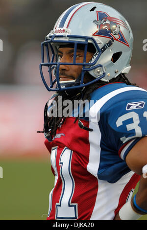 Septembre 03, 2010 - Montréal, Québec, Canada - Le coin des Alouettes de Montréal Retour Mark Estelle (# 31) dans la région de warm-up avant le match entre la LCF Les Lions de la Colombie-Britannique et les Alouettes de Montréal au Stade Percival-Molson. BC a gagné 38-17. (Crédit Image : © Philippe Champoux/ZUMApress.com) Southcreek/mondial Banque D'Images