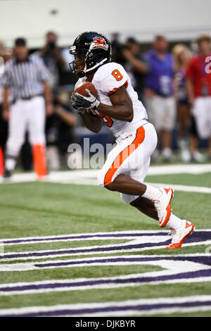 Septembre 04, 2010 - Arlington, Texas, United States of America - Oregon State Beavers wide receiver James Rodgers # 8 en action au cours de la TCU et Oregon State football game au Cowboys Stadium à Arlington, TX. (Crédit Image : © Dan Wozniak/ZUMApress.com) Southcreek/mondial Banque D'Images