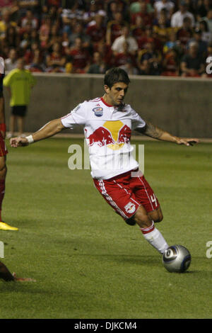 Septembre 04, 2010 - Salt Lake City, Utah, États-Unis d'Amérique - New York Red Bulls defender Carlos Mendes (44) à Rio Tinto Stadium..Stephen Holt / Southcreek Global Media (Image Crédit : © Stephen Holt/ZUMApress.com) Southcreek/mondial Banque D'Images