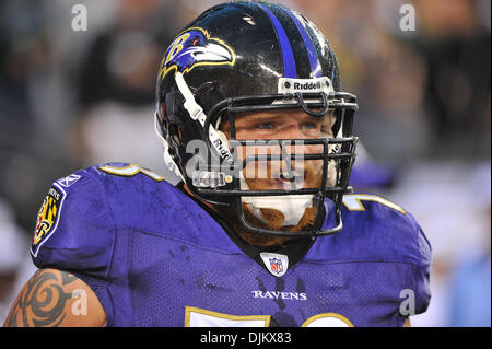 13 septembre 2010 - East Rutherford, New Jersey, United States of America - Baltimore Ravens attaquer Joe Reitz (76) New Meadowlands Stadium à East Rutherford dans le New Jersey. (Crédit Image : © Brooks Van Arx/global/ZUMApress.com) Southcreek Banque D'Images