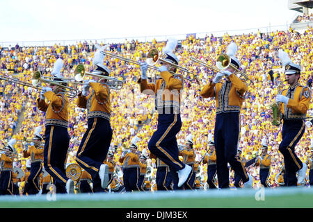 18 septembre 2010 - Baton Rouge, Louisiane, États-Unis d'Amérique - La bande LSU au Tiger Stadium de Baton Rouge, Louisiane. LSU défait 27-9 de l'État du Mississipi. (Crédit Image : © Stacy Revere/ZUMApress.com) Southcreek/mondial Banque D'Images