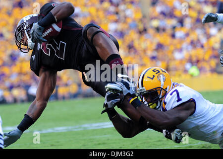 18 septembre 2010 - Baton Rouge, Louisiane, États-Unis d'Amérique - de la LSU Tigers du Mississippi State Bulldogs au Tiger Stadium de Baton Rouge, Louisiane. LSU défait 27-9 de l'État du Mississipi. (Crédit Image : © Stacy Revere/ZUMApress.com) Southcreek/mondial Banque D'Images