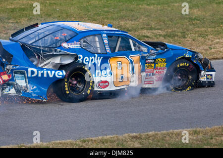 Septembre 23, 2010 - Madison, Wisconsin, United States of America - pilote de la série Nationwide de Michael McDowell au cours de la série NASCAR Nationwide 5-Hour Energy 250 at Gateway International Raceway à Madison, Wisconsin. (Crédit Image : © Jimmy Simmons/ZUMApress.com) Southcreek/mondial Banque D'Images