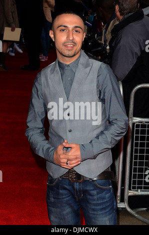 Adam Deacon pari extérieur - UK film premiere tenue au Cineworld ...