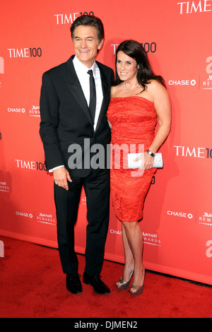 Le Dr Mehmet Oz et Lisa Oz 2012 Time 100 gala tenu à Frederick P. Rose Hall New York City USA - 24.04.12 : Banque D'Images