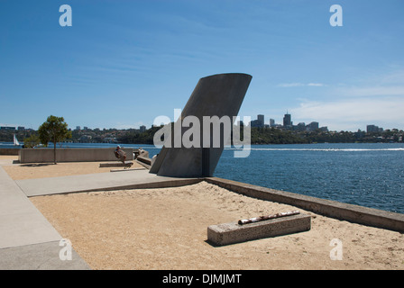 Sculpture par le port rive à Ballast Point Park, Balmain, Sydney Banque D'Images