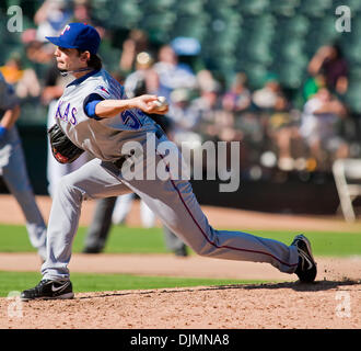 26 septembre 2010 - Oakland, Californie, États-Unis d'Amérique - 24 juillet 2010 : Texas Rangers lanceur droitier Clay Rapada (59) en action au cours de la MLB match entre l'Oakland A's et les Rangers du Texas au Oakland-Alameda County Coliseum à Oakland CA. Les Rangers ont vaincu les A's 4-3 pour remporter le titre de l'ouest de la Ligue américaine. (Crédit Image : © Damon Tarver/global/ZUMAp Southcreek Banque D'Images