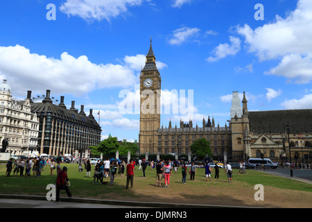 La place du Parlement et Big Ben à Londres, Royaume-Uni Banque D'Images