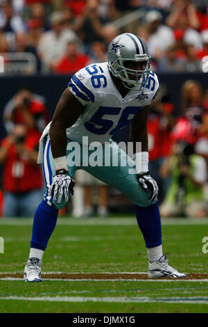 26 septembre 2010 - Houston, Texas, United States of America - Dallas Cowboys secondeur Bradie James # 56 attend que le jeu pendant le jeu entre les Dallas Cowboys et les Texans de Houston au Reliant Stadium à Houston, Texas. Les Cowboys battre les Texans 27-13. (Crédit Image : © Matt Pearce/ZUMApress.com) Southcreek/mondial Banque D'Images