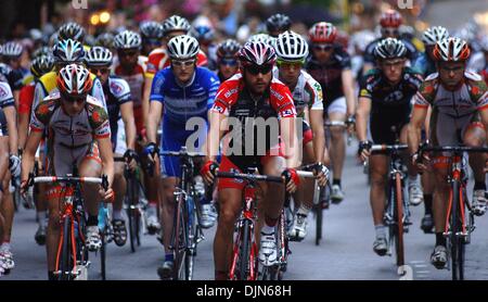 Jul 16, 2008 - Vancouver, Colombie-Britannique, Canada - 2008 de course cycliste Tour de Gastown à Vancouver. (Crédit Image : © Sergei Bachlakov/ZUMApress.com) Banque D'Images