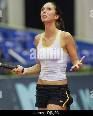 Apr 23, 2008 - Moscou, Russie - FICHIER : Tournoi de Tennis 2005 Coupe du Kremlin. La star du tennis russe ANASTASYA MYSKINA a annoncé qu'elle est enceinte de son premier enfant, attendu en mai. Son entraîneur Allemand, Jens Gerlach, est aussi un ancien petit ami. Myskina est supposé petit ami actuel est HC Dynamo Moscou hockey player Alexandr Stepanov, et elle a aussi été liée à Austrian tennis pro JŸrge Banque D'Images