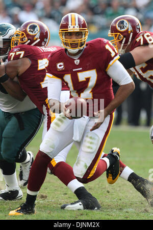 Oct 05, 2008 - Philadelphia, Pennsylvania, USA - Washington Redskins (Quarterback # 17 JASON CAMPBELL se prépare à lâcher la balle. Les Philadelphia Eagles perdu pour les Redskins de Washington 23-17 au Lincoln Financial Field à Philadelphie, PA. (Crédit Image : © Tom Briglia/ZUMA Press) Banque D'Images