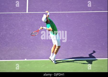 Le 01 avril 2010 - Key Biscayne, Floride, USA - THOMAS BERDYCH en action contre Fernando Verdasco au cours de dix jours de l'action Sony Ericsson Open 2010 à Crandon Park Tennis Center. Berdych a gagné 4-6, 7-6 (5), 6-4 (crédit Image : Â© Gaston De Cardenas/ZUMA Press) Banque D'Images