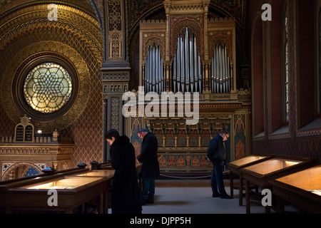 Musée juif de Prague. Synagogue Espagnole. La synagogue la plus spectaculaire, sans doute la plus spectaculaire synagogue Banque D'Images