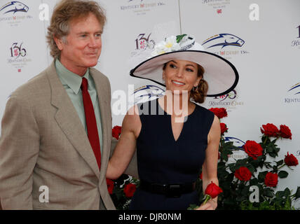 01 mai 2010 - Louisville, Kentucky, États-Unis - Randall Wallace, directeur de l'animation, secrétariat et l'actrice Diane Lane, est arrivé sur le tapis rouge pour la 136e exécution du Kentucky Derby à Churchill Downs Samedi 1er mai 2010. Photo de David Perry (crédit Image : © Lexington Herald-Leader/ZUMApress.com) Banque D'Images