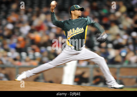 Avril 02, 2010 - San Francisco, Californie, États-Unis - 02 Avril 2010 : Oakland A's P Edwar Ramirez (59) emplacements au cours d'une ''bridge'' match hors-série entre l'Oakland A's et les Giants de San Francisco à AT&T Park à San Francisco, CA. (Crédit Image : © Matt Cohen/ZUMApress.com) Southcreek/mondial Banque D'Images