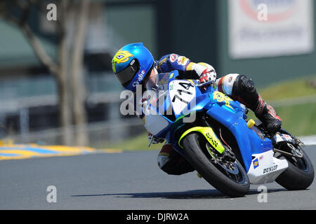 14 mai 2010 - Sonoma, Californie, États-Unis - 14 mai 2010 : Gabriel Santacoloma sur le Racezen Honda CBR600RR (714) rides au cours de la pratique de l'AMA Côte Ouest Moto Jam tenue à Infineon à Sonoma, CA. (Crédit Image : © Matt Cohen/ZUMApress.com) Southcreek/mondial Banque D'Images