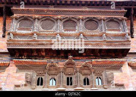 Maison ancienne de la sculpture sur bois, la place de Dattatreya, Bhaktapur, Népal Banque D'Images