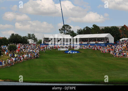 La foule pour Jordan Spieth au 17ème trou pendant le HP Byron Nelson Championship TPC Four Seasons Resort Las Colinas à Irving au Texas (crédit Image : © Patrick Green/ZUMApress.com) Southcreek/mondial Banque D'Images