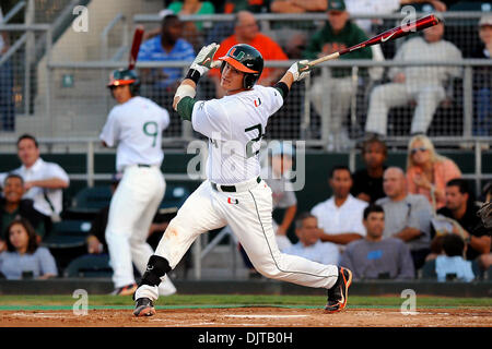 Yasmani Grandal Les catcher..Le 15ème classé Miami Hurricanes défait Wake Forest Demon diacres 7-4 à Alex Rodriguez Park à Coral Gables, en Floride. (Crédit Image : © Ron Hurst/ZUMApress.com) Southcreek/mondial Banque D'Images