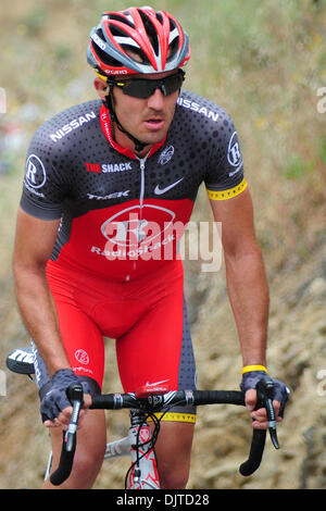 Livermore, CA : longtemps coéquipier de Lance Armstrong, Yaroslav Popovych Radioshack l'équipe de manèges à l'appui d'Armstrong et Levi Leipheimer à l'étape 4 du Tour de Californie de San Jose à Modesto. (Crédit Image : © Charles Herskowitz/ZUMApress.com) Southcreek/mondial Banque D'Images