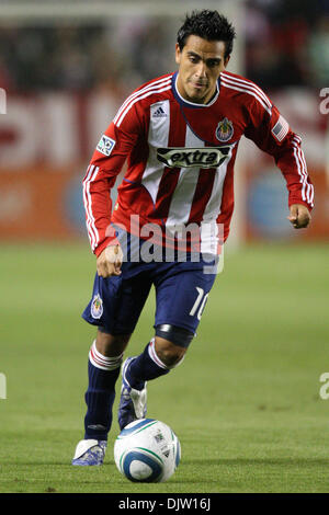 24 avril 2010 : le milieu de Chivas USA # 10 Jésus Padilla dribble la balle pendant le Chivas USA vs les San Jose Earthquakes match au Home Depot Center de Carson, en Californie. Chivas a ensuite battu les tremblements de terre avec un score final de 3-2. Crédit obligatoire : Brandon Parry / Southcreek Global (Image Crédit : © Brandon Parry/ZUMApress.com) Southcreek/mondial Banque D'Images