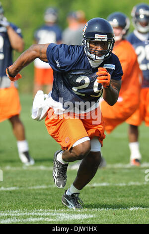 D'utiliser de nouveau Chester Taylor (29) exécute une note de route pendant l'ours de Chicago pratique minicamp à Halas Hall à Lake Forest, Illinois. (Crédit Image : © John Rowland/ZUMApress.com) Southcreek/mondial Banque D'Images