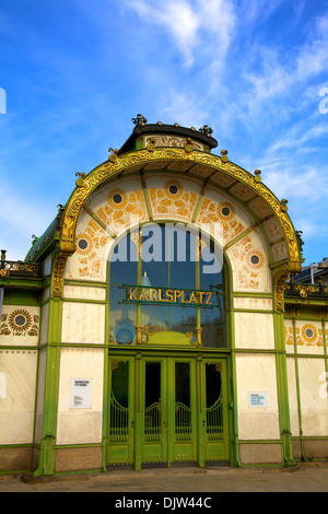 Otto Wagner's Station Art Nouveau conçu pour Stadtbahn, Vienne, Autriche, Europe Centrale Banque D'Images