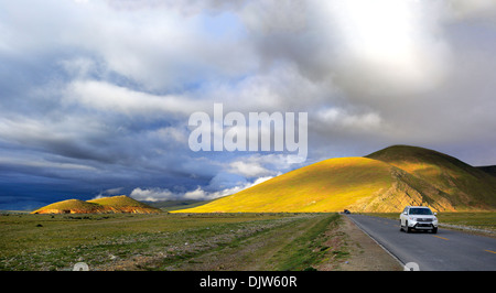 Paysage de montagne, la plus proche du Lac Namtso à Lhassa, Lhassa, Tibet, Chine Préfecture Banque D'Images