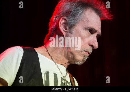 Lincoln, en Californie, aux États-Unis. 29 novembre 2013. Craig Macgregor de Foghat effectue à Thunder Valley Casino Resort de Lincoln, en Californie le 29 novembre 2013 Crédit : Randy Miramontez/Alamy Live News Banque D'Images