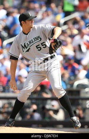 5 avril 2010 - Flushing, New York, États-Unis - 05 Avril 2010 : le lanceur partant Florida Marlins Josh Johnson (55) à Citi Field à Flushing, New York. Les Mets de New York a gagné 7-1 sur le Florida Marlins. Crédit obligatoire . : Alan Maglaque / Southcreek Global (Image Crédit : © Southcreek/ZUMApress.com) mondial Banque D'Images