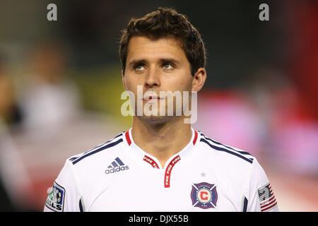 Le 23 octobre 2010 - Carson, Californie, États-Unis d'Amérique - Chicago Fire Peter Lowry au poste # 6 avant le Chivas USA vs Chicago Fire jeu au Home Depot Center. Chicago a ensuite battu Club Depotivo Chivas USA avec score final de 4-1. (Crédit Image : © Brandon Parry/global/ZUMApress.com) Southcreek Banque D'Images