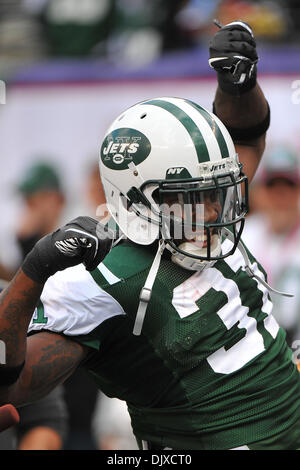 31 octobre 2010 - East Rutherford, New Jersey, United States of America - New York Jets Antonio Cromartie évoluait (31) dans l'action au arborant New Meadowlands Stadium à East Rutherford dans le New Jersey (crédit Image : © Brooks von Arx/global/ZUMApress.com) Southcreek Banque D'Images