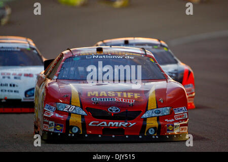 20 novembre 2010 - Homestead, Floride, États-Unis d'Amérique - Joey Logano la backstrech au cours de la série Nationwide de NASCAR Ford 300 à Homestead Miami Speedway à Homestead, Floride. (Crédit Image : © Ben Hicks/ZUMAPRESS.com) Southcreek/mondial Banque D'Images