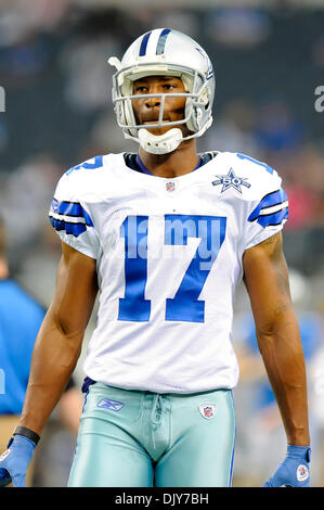 Le 21 novembre 2010 - Arlington, Texas, United States of America - Dallas Cowboys wide receiver Sam Hurd (17) durant la chaude jeu ups comme Detroit Lions visiter les Dallas Cowboys au Cowboys Stadium à Arlington, au Texas. (Crédit Image : © Steven Leija/global/ZUMAPRESS.com) Southcreek Banque D'Images