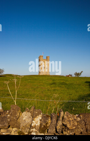 Murs de pierres sèches à proximité de la tour de Broadway, Worcestershire, Angleterre, RU Banque D'Images