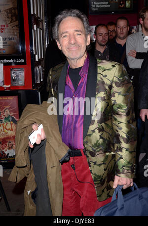 Londres, Royaume-Uni. 30Th Nov 2013. Harry Shearer arrive à Leicester Square Theatre, Londres, pour "Harry tondent Maison de vacances "Sing-Along"' . Credit : KEITH MAYHEW/Alamy Live News Banque D'Images