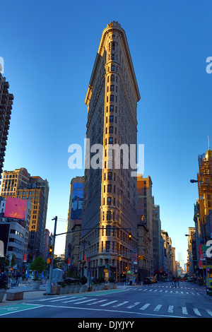 Le Flatiron Building, à l'origine l'Édifice Fuller, à la 5e Avenue et de Madison Square, New York. Nord Banque D'Images