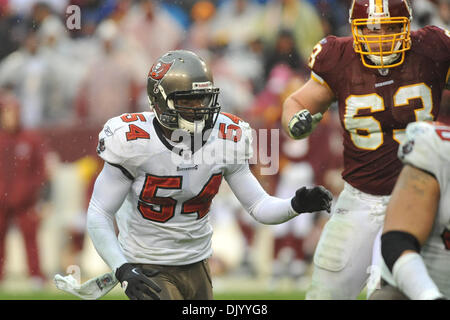 Le 12 décembre 2010 - Landover, Maryland, United States of America - NFL FedEx Field action de jeu, score final ; Buccaneers 17 16 Redskins (crédit Image : © Roland Pintilie/ZUMAPRESS.com) Southcreek/mondial Banque D'Images