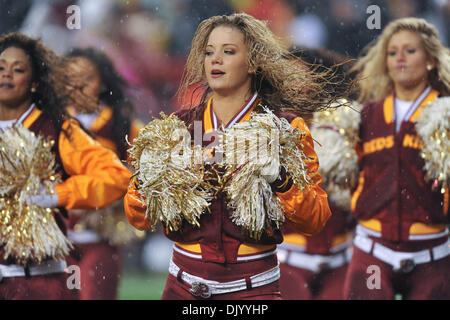 Le 12 décembre 2010 - Landover, Maryland, United States of America - cheerleading squad Redskins de Washington à FedEx Field, NFL action de jeu, score final ; Buccaneers 17 16 Redskins (crédit Image : © Roland Pintilie/ZUMAPRESS.com) Southcreek/mondial Banque D'Images