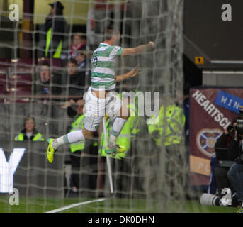 Edimbourg, Ecosse. 06Th Nov, 2013. Joe Ledley célèbre son but lors de la Coupe écossais William Hill Quatrième série Coeur de Midlothian et celte. Du stade de Murrayfield, Gorgie, Édimbourg. Credit : Action Plus Sport/Alamy Live News Banque D'Images