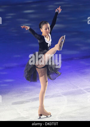 8 janvier 2011 - Osaka, Japon - MAO ASADA du Japon s'effectue au cours de la Stars on Ice au Namihaya Dome à Osaka, Japon. (Crédit Image : © Junko Kimura/Jana Press/ZUMAPRESS.com) Banque D'Images