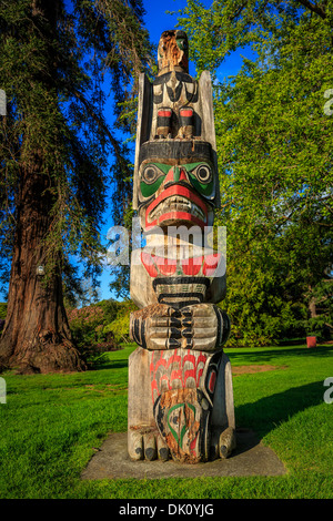 La sculpture maorie, Jardins du gouvernement, Rotorua, île du Nord, Nouvelle-Zélande Banque D'Images