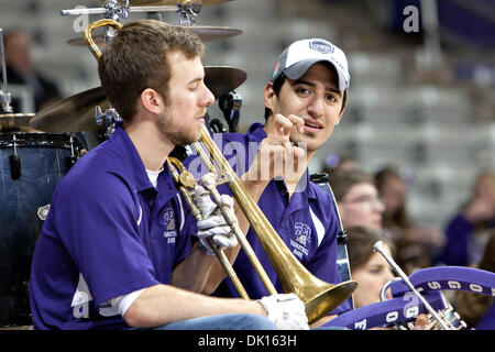 15 janvier 2011 - Fort Worth, Texas, US - TCU Horned Frogs membre de la bande, leur match contre le Colorado State Rams. Au semestre, TCU mène la Colorado State 35-22 à Daniel-Meyer Coliseum. (Crédit Image : © Andrew Dieb/global/ZUMAPRESS.com) Southcreek Banque D'Images