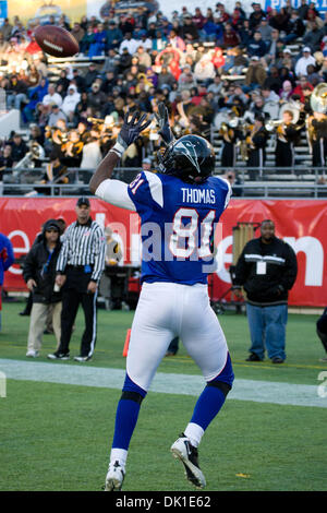 22 janvier 2011 - Orlando, FL, USA - Le 22 janvier 2011 : Jules Thomas, de l'état de Portland se prépare à prendre un touchdown dans le deuxième trimestre de l'Est à l'ouest de culte jeu. (Crédit Image : © Andrew Patron/ZUMAPRESS.com) Banque D'Images