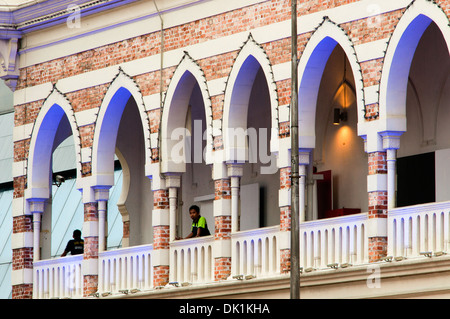 Sultan Abdul Samad building windows au crépuscule, Kuala Lumpur, Malaisie Banque D'Images