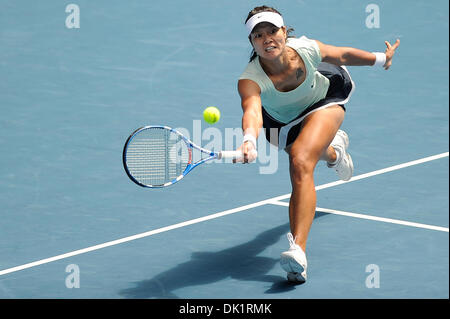 27 janvier 2011 - Melbourne, Victoria, Australie - Na Li (CHN) en action lors de son match de demi-finale contre Caroline Wozniacki (DEN) au jour 11 de l'Open d'Australie 2011 à Melbourne, Australie. (Crédit Image : © basse Sydney/global/ZUMAPRESS.com) Southcreek Banque D'Images